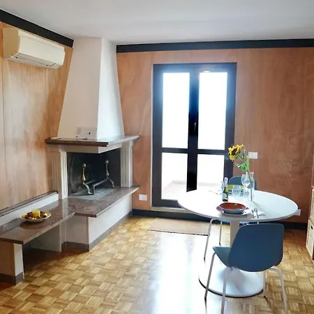 아파트 Bonelli Penthouse 로마